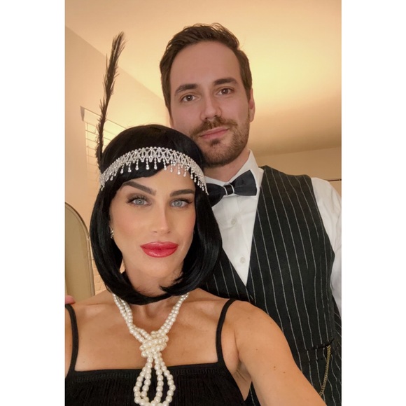 Roaring 20's Feathered Rhinestone Headband - Picture 2 of 4